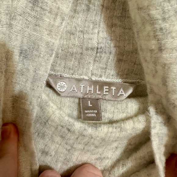 Athleta Soft Gray Turtleneck Sweater - Picture 3 of 8